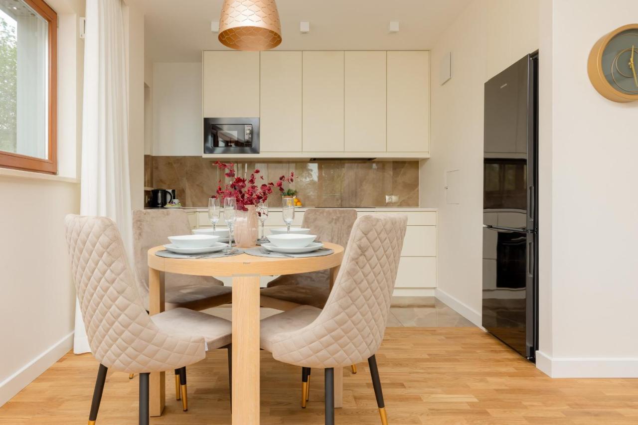 Deluxe Apartment Wronia 45 With Ac, Parking & Balcony By Renters Prestige Warszawa Zewnętrze zdjęcie